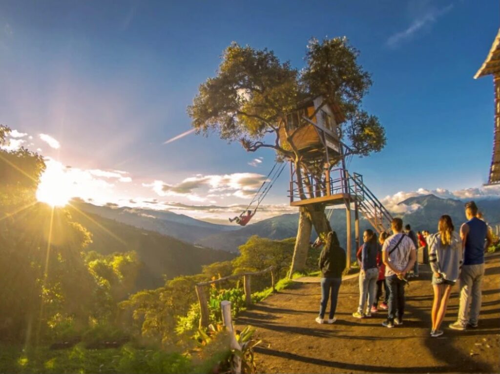 Casa del Árbol en Baños de Agua Santa